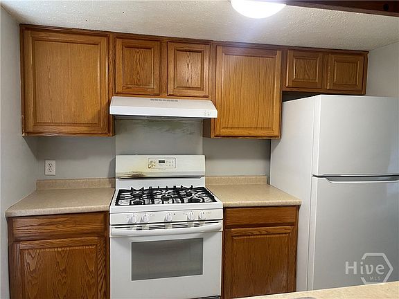 5th image of 29 Knollwood Cir