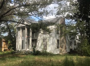 504 Asbury Rd, Hodges, SC 29653