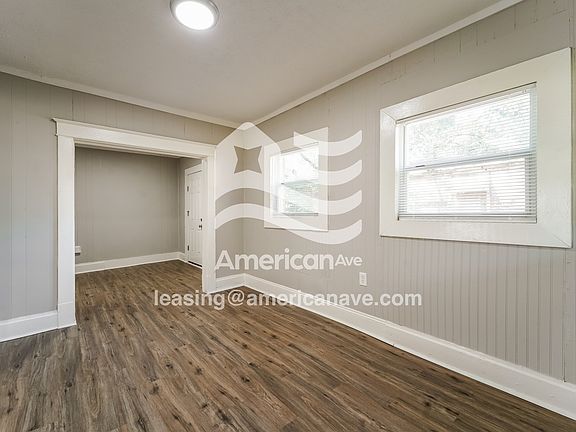 1471975_004_wm_-_living_room_13129553.jpg