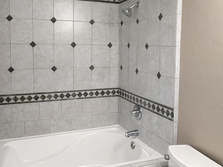 14873 Silvertree Rd #1 — Photo 5