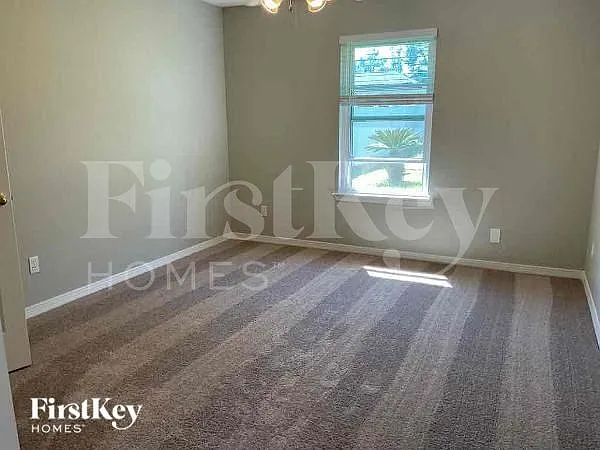 1242 Summit Oaks Dr E — Photo 7