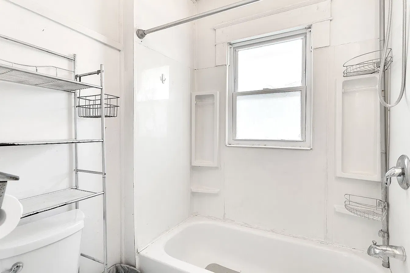 3 bed, 1048 sqft, $1,450 — Photo 4