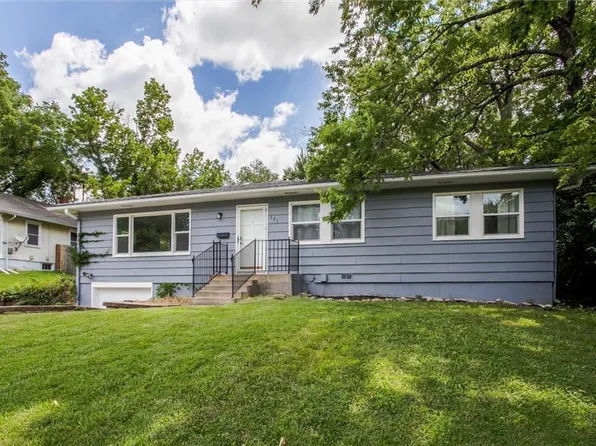 151 Cornell Ave, Bonner Springs, KS 66012