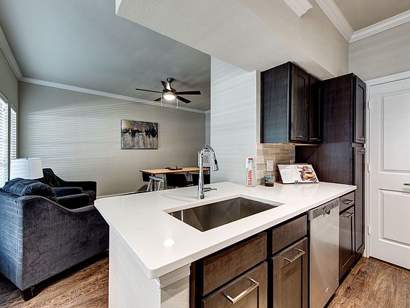 3rd image of 15825 Memorial Dr #503
