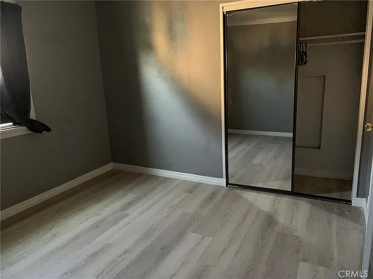 1432 W 9th St — Photo 9