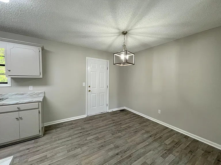 160 Guy Wilson Rd — Photo 22