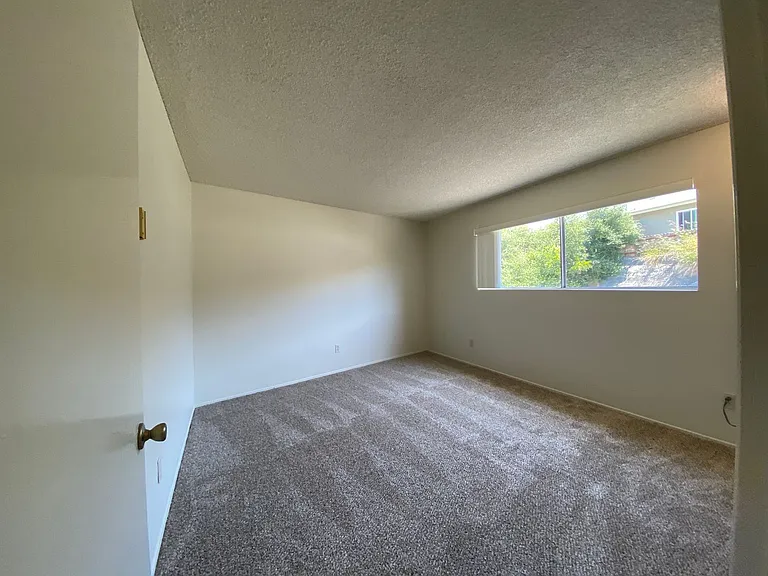 Meadowlake 1025 — Photo 11