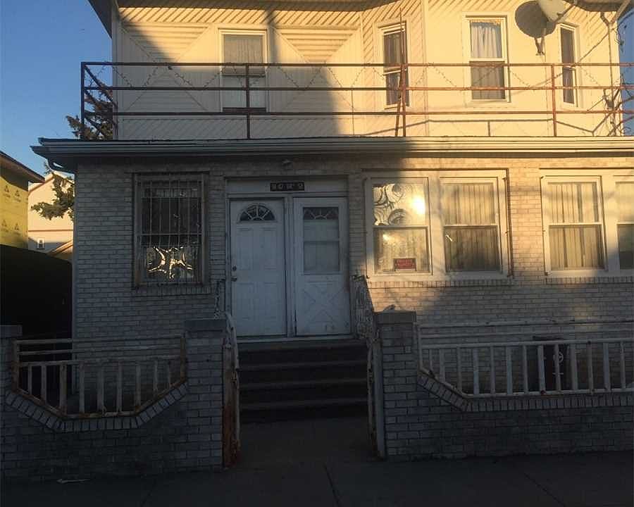 1st image of 91 47 114th St