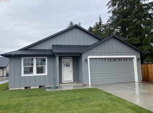 891 SE Darrow Rd, Estacada, OR 97023