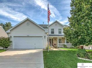 14810 Ruggles St, Omaha, NE 68116