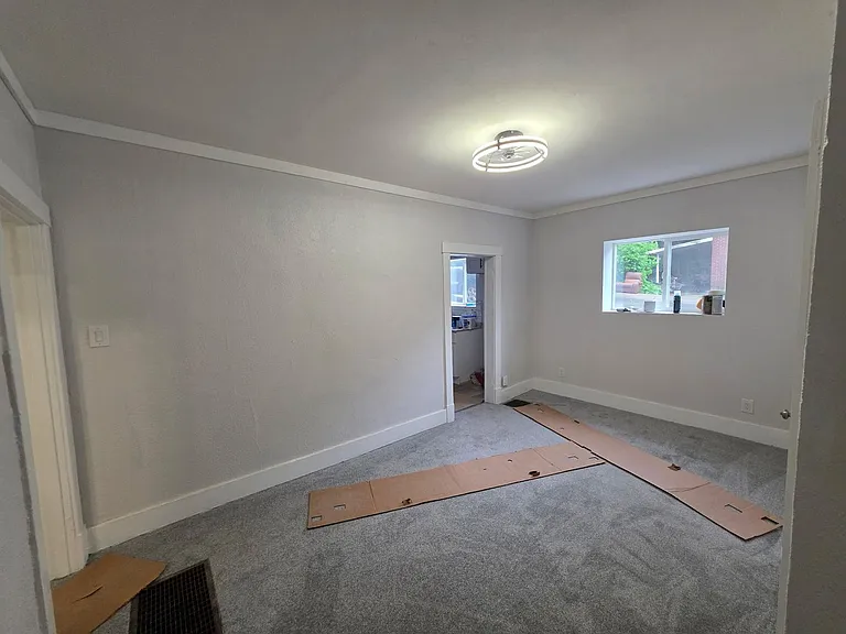 1600 Woodmont Ave — Photo 10
