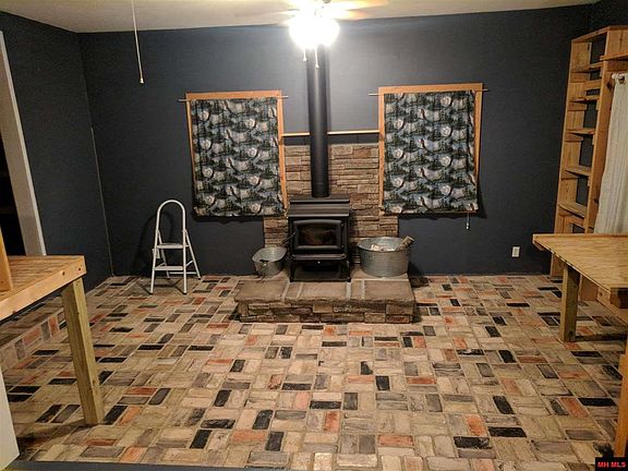 3rd image of 1212 N Estes Ave