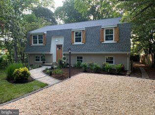 1223 Mount Pleasant Dr, Annapolis, MD 21409