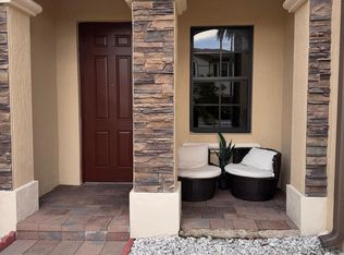 3375 W 90th Ter, Hialeah, FL 33018