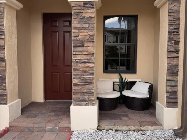 3375 W 90th Ter, Hialeah, FL 33018