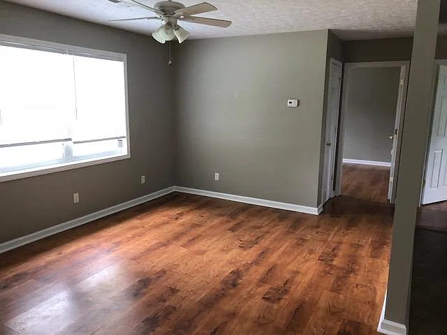 2 bed, $975 — Photo 3