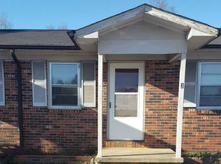 3126 Us Highway 221 S APT 3, Forest City, NC 28043