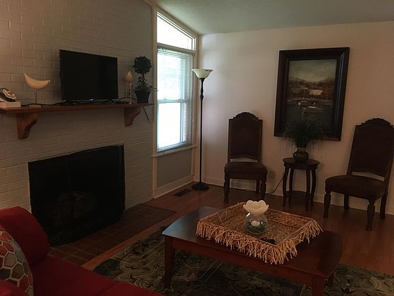 4th image of 5211 Southside Dr