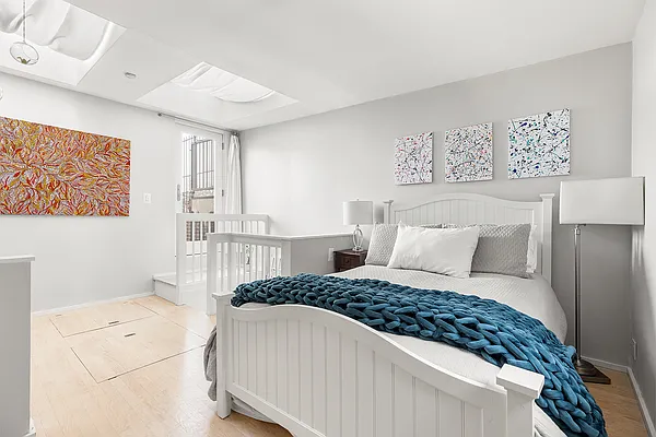 Sold by Compass | media 14