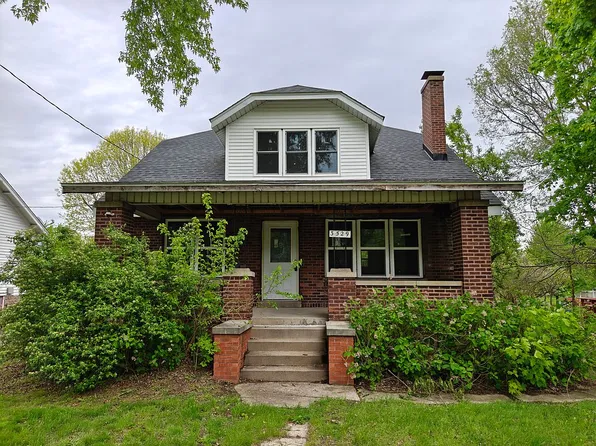 3529 N Lake Park Ave, Hobart, IN 46342