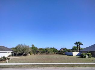 4 Spoonbill Cove Rd, Pt Isabel, TX 78578