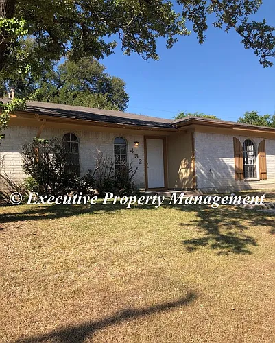 432 Cottonwood Dr Photo 1