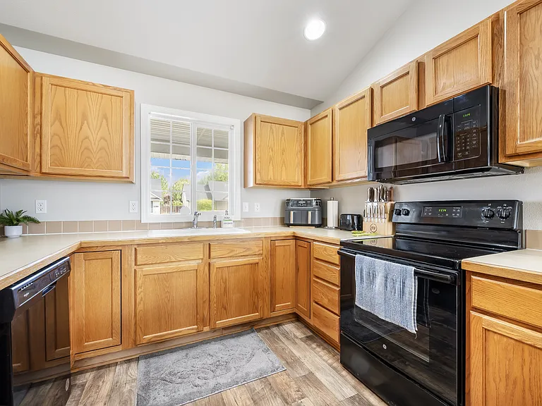 10563 W Stonecrop Dr — Photo 12