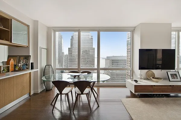 Rented by Bold New York | media 3