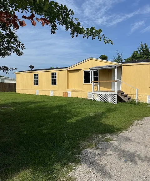 511 Blue Jay Ave — Photo 1