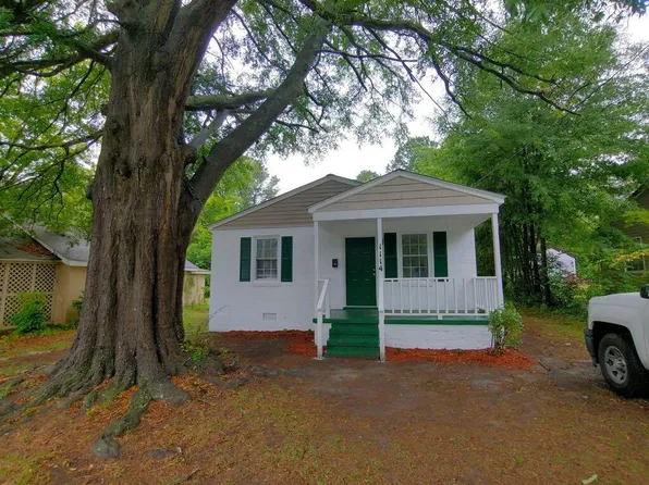 1114 Henderson Ave, Fayetteville, NC 28301