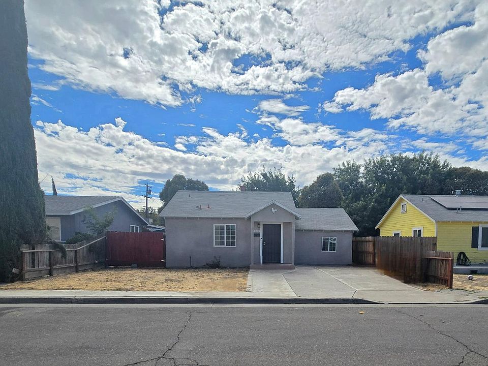 1st image of 1221 Center Ln