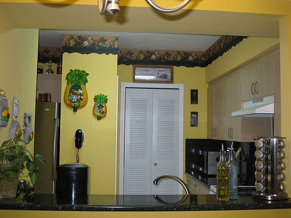 Breakfast Bar/Kitchen View