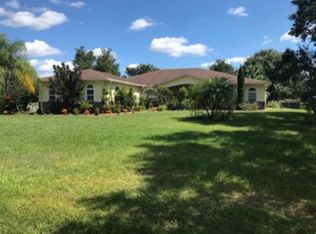 2527 Dad Weldon Rd, Dover, FL 33527