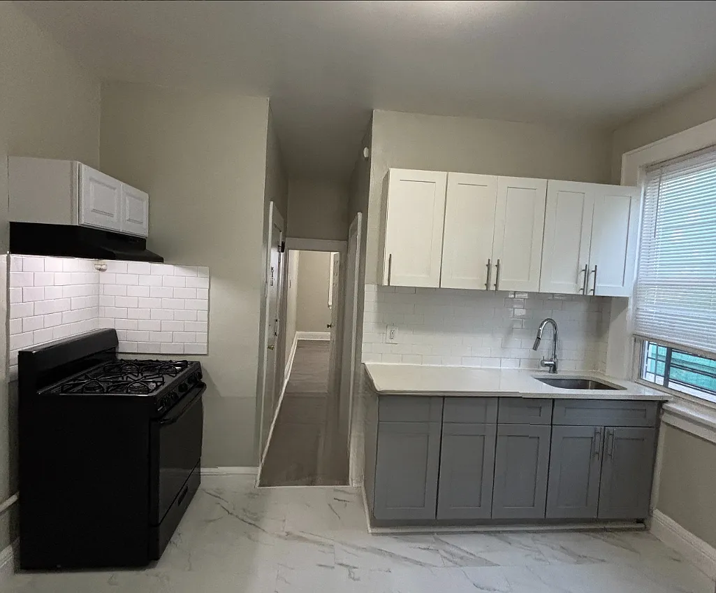 2 bed, $1,695 — Photo 1