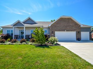 2334 Worthington Dr, Troy, OH 45373