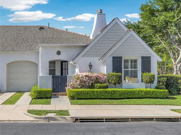 2 Garden Gate Ln, Irvine, CA 92620