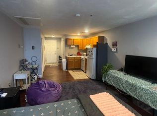 15 Pearl St APT 25, Cambridge, MA 02139