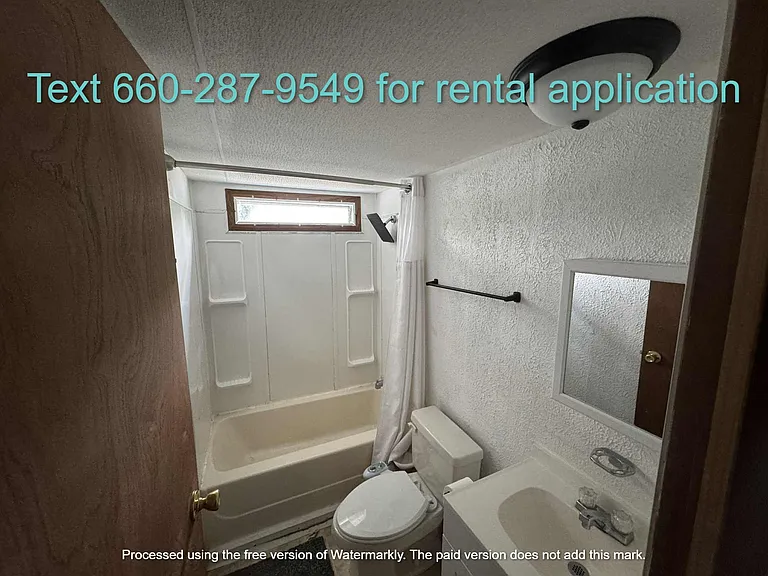 105 W Lewis St — Photo 3