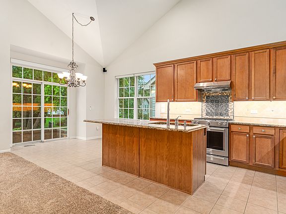 5th image of 1179 Kingsley Ln