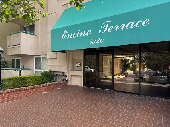 5320 Zelzah Ave APT 208, Encino, CA 91316