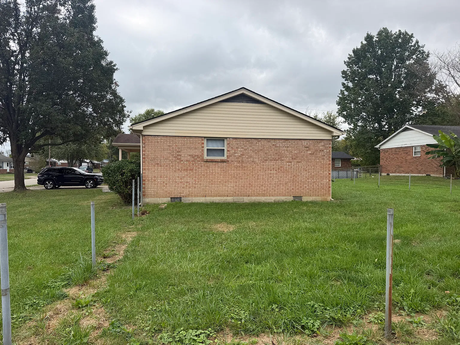 3 bed, 1100 sqft, $1,895 — Photo 3