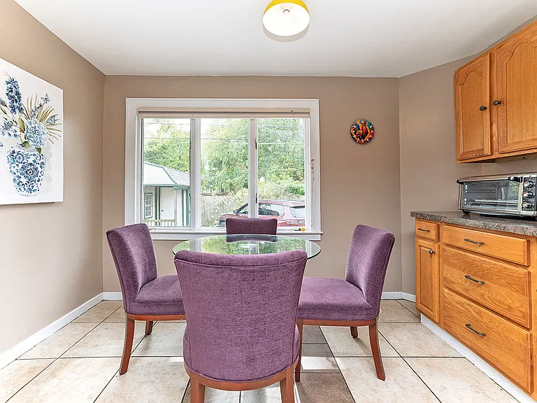 1117 W Shiawassee St — Photo 13