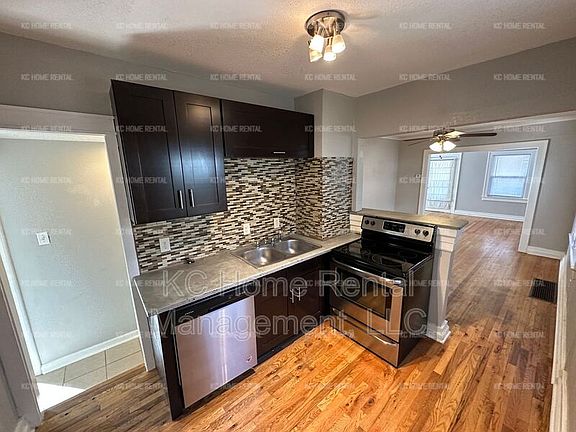 2nd image of 7651 Washington St