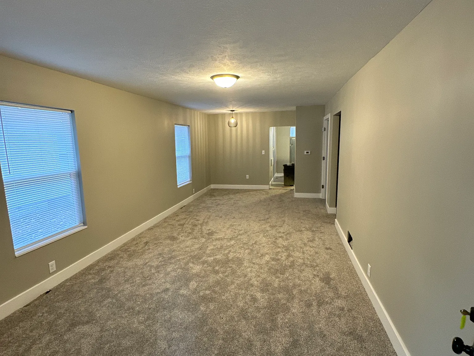 2425 Holmes Ave — Photo 4