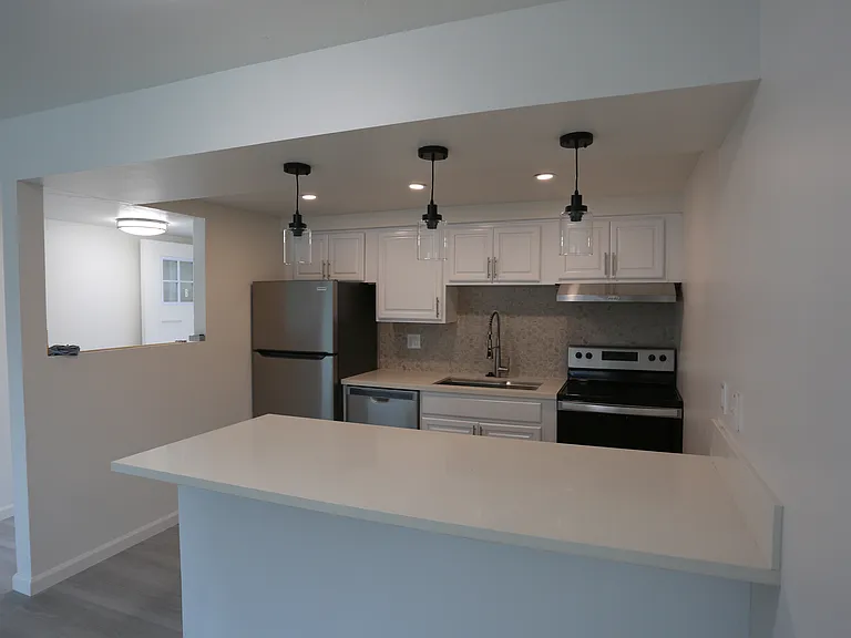 160 N 2nd St #A — Photo 1