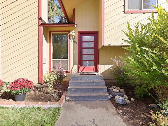 4th image of 2406 N Pioneer Ridge Dr