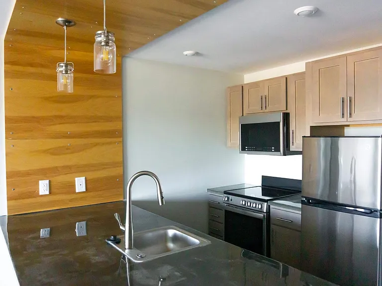 3200 Jaffa Garden Way — Photo 7