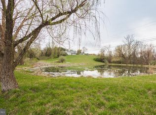 5092 Paynes Ford Rd, Kearneysville, WV 25430