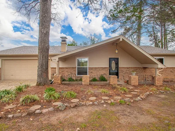 3921 Sierra Forest Dr, Little Rock, AR 72212