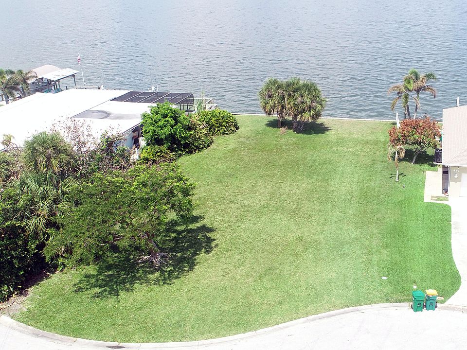 1st image of 490 Brightwaters Dr